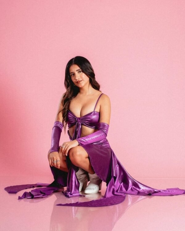Vestido Emilia Outfits vestido-morado